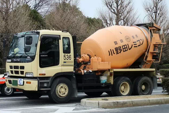 日本五十鈴攪拌車(chē) 日本五十鈴攪拌車(chē)