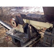 小型顎式破碎機(jī)，霸氣側(cè)漏碎石子