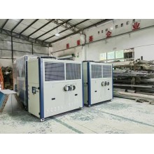 橋梁焊接工人專用低溫冷風(fēng)機，橋梁焊接專用制冷機降溫制冷，橋梁焊接常用冷凍機制冷，橋梁焊接采用冷卻機降溫制冷